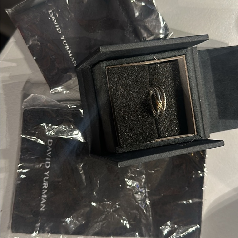David Yurman ring s7 with bag, cleaning/care cloth,original box READY 2 SELL